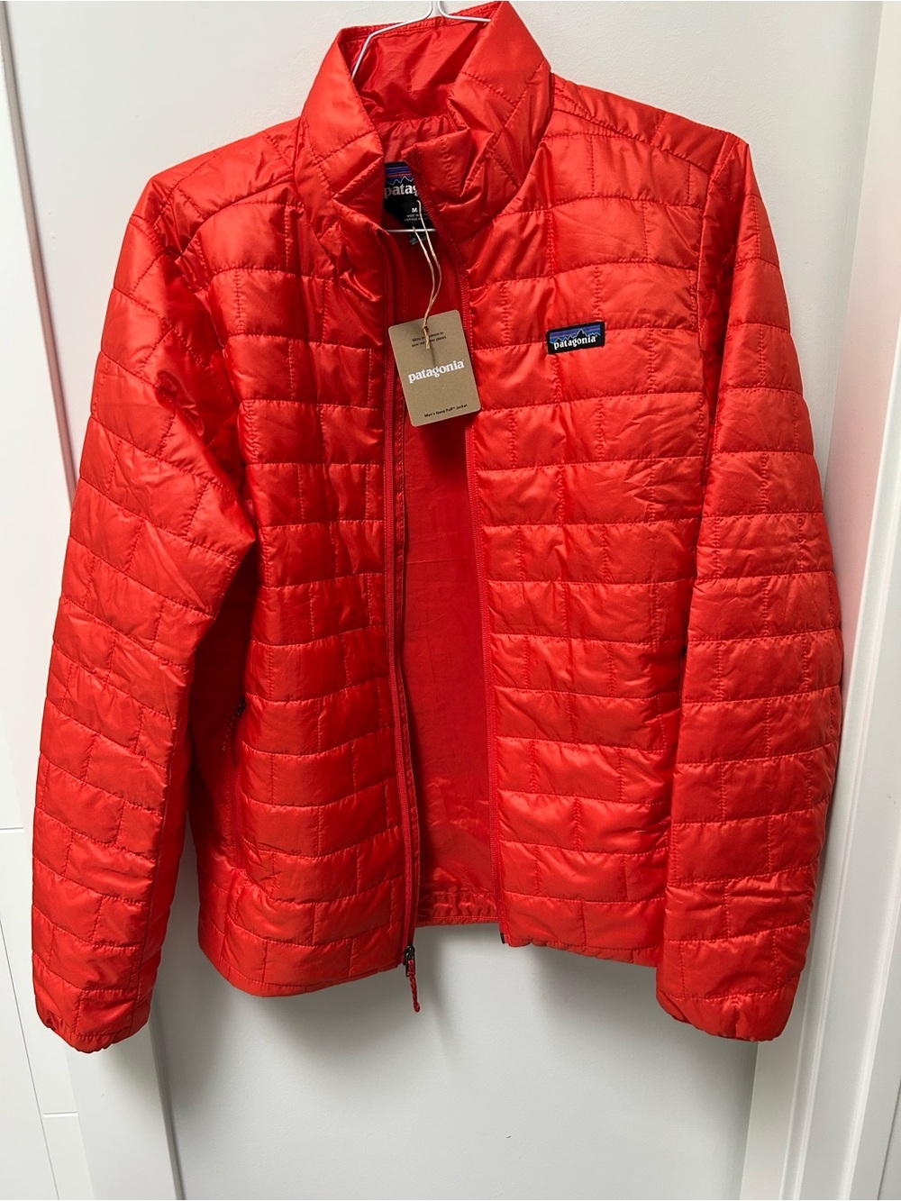 Patagonia Men’s Nano puff Insulated Puffer Jacket red size medium - Picture 3 of 4